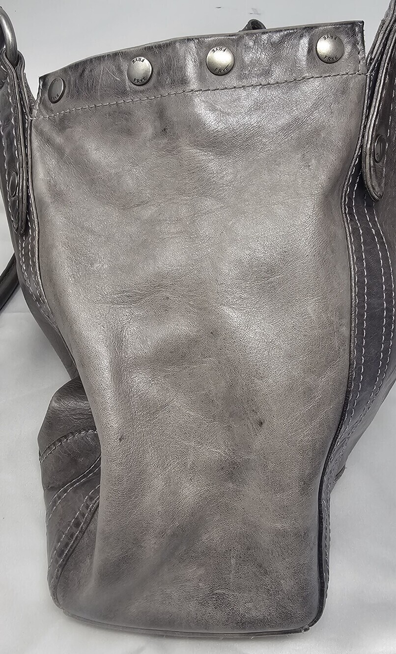 Frye Melissa Distressed Leather Ice Gray Hobo Shoulder Tote Bag Excellent - Picture 5 of 16